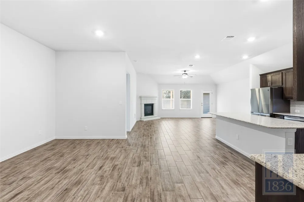 188 Danbark Drive Buda, TX 78610