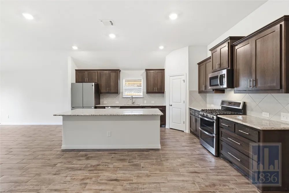 188 Danbark Drive Buda, TX 78610