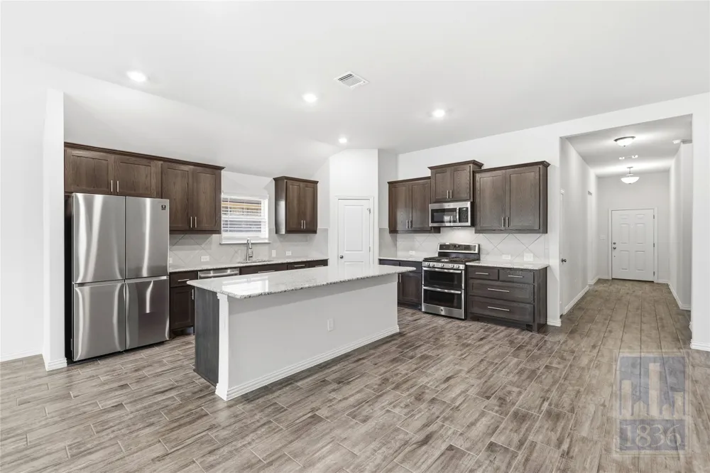 188 Danbark Drive Buda, TX 78610