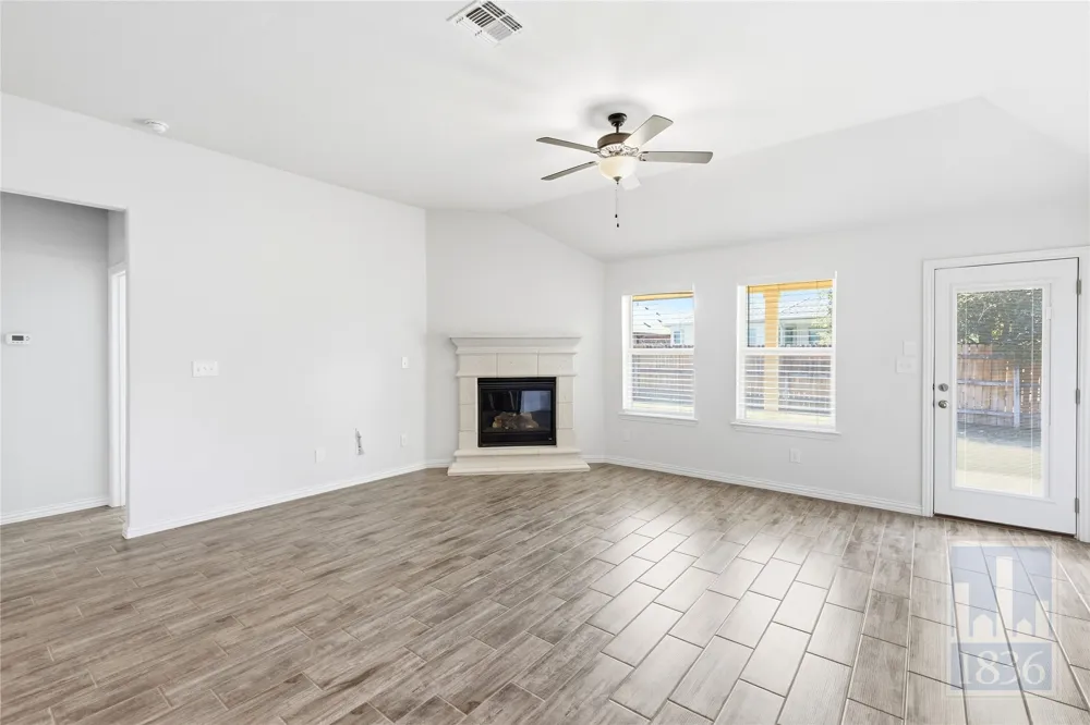 188 Danbark Drive Buda, TX 78610