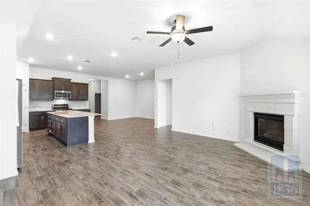 188 Danbark Drive Buda, TX 78610