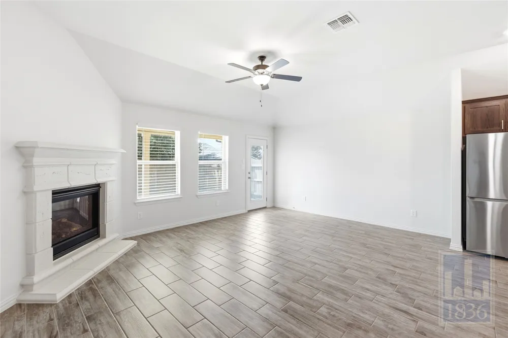 188 Danbark Drive Buda, TX 78610