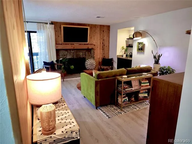 10920 W Florida Avenue #415 Lakewood, CO 80232