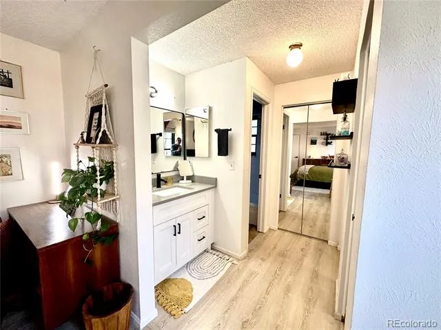 10920 W Florida Avenue #415 Lakewood, CO 80232