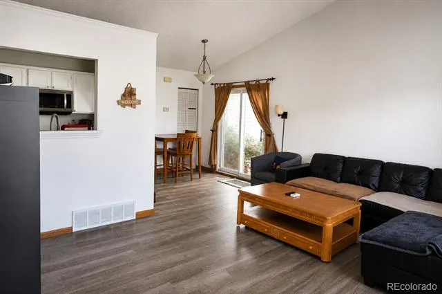 2230 Ambleside Drive Colorado Springs, CO 80915