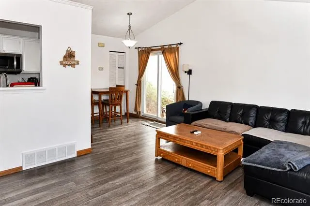 2230 Ambleside Drive Colorado Springs, CO 80915