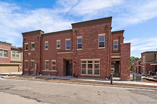 8946 E Nichols Place Englewood, CO 80112