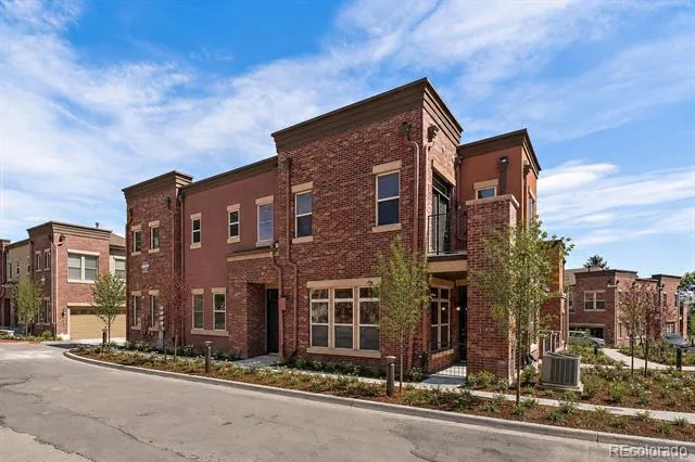 8946 E Nichols Place Englewood, CO 80112
