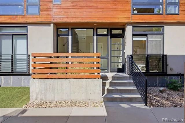 2733 W 21st Avenue Denver, CO 80211
