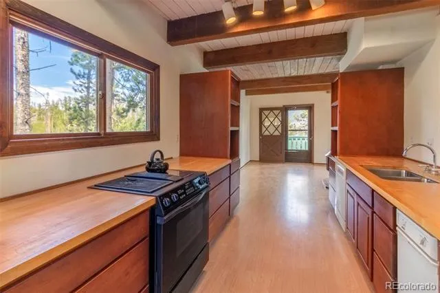 24 GCR 475 ROAD Grand Lake, CO 80447