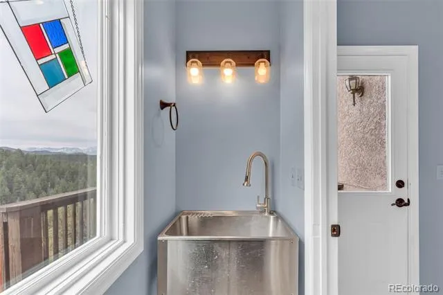 4430 County Road 260 Westcliffe, CO 81252