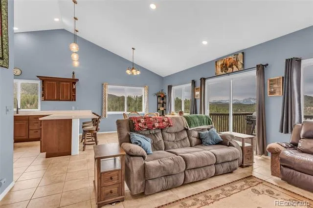4430 County Road 260 Westcliffe, CO 81252