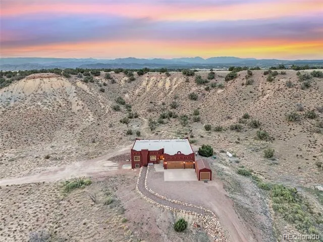 507 Van Egmond Drive Penrose, CO 81240