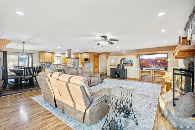 507 Van Egmond Drive Penrose, CO 81240