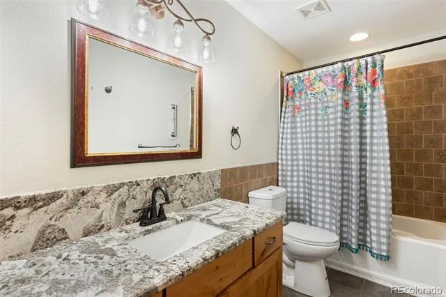 507 Van Egmond Drive Penrose, CO 81240