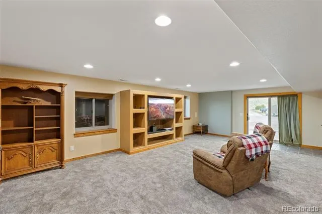 507 Van Egmond Drive Penrose, CO 81240