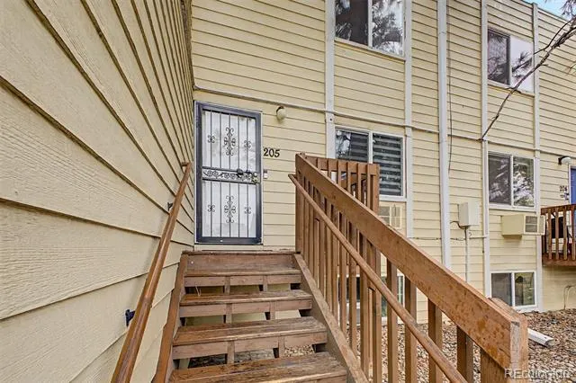9340 W 49th Avenue #205 Wheat Ridge, CO 80033