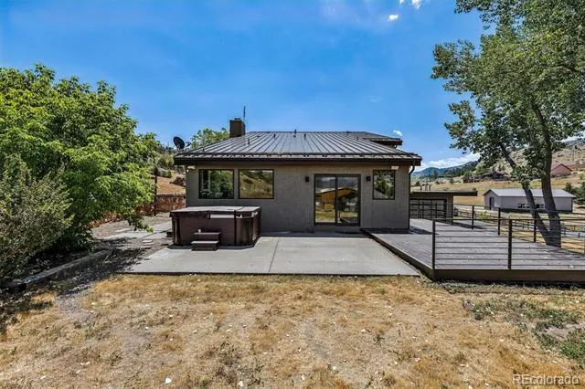 5370 Pine Ridge Road Golden, CO 80403