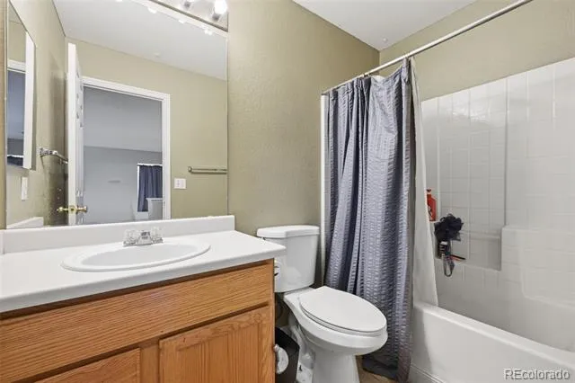 5297 S Malaya Way Centennial, CO 80015