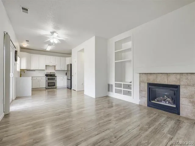 19355 E 58th Drive Aurora, CO 80019