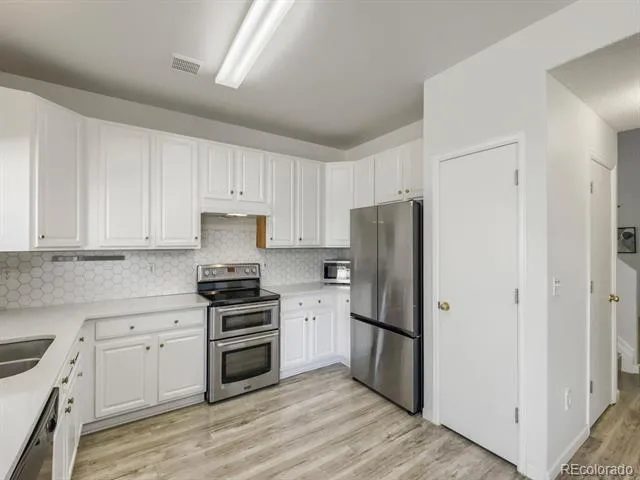 19355 E 58th Drive Aurora, CO 80019