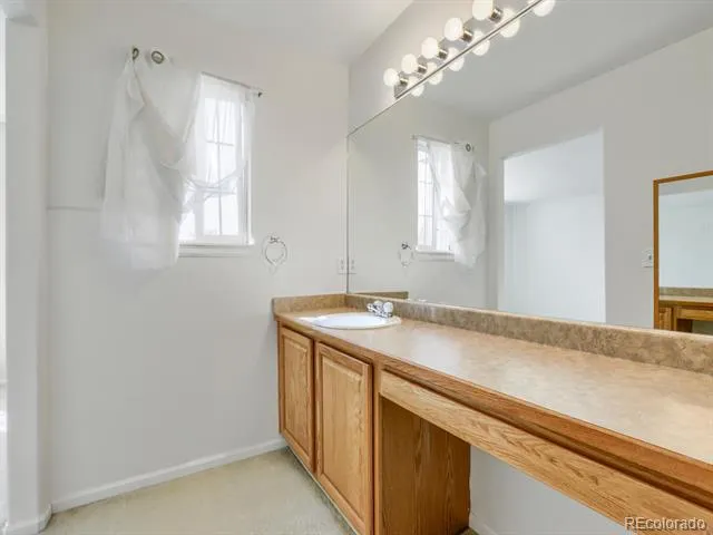 19355 E 58th Drive Aurora, CO 80019