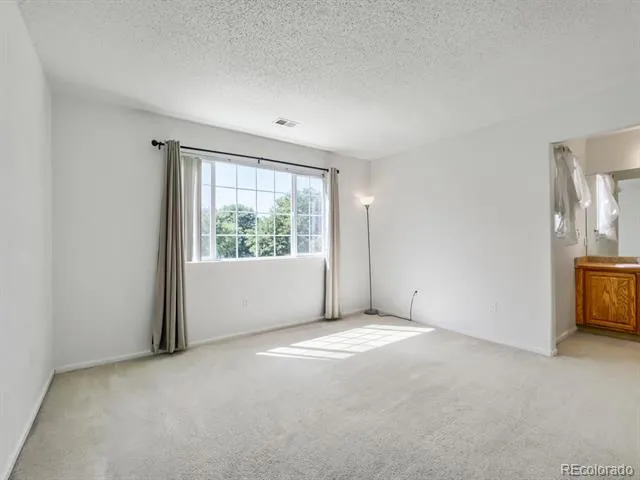 19355 E 58th Drive Aurora, CO 80019