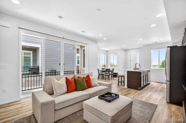 46 Trussville Street Aurora, CO 80018