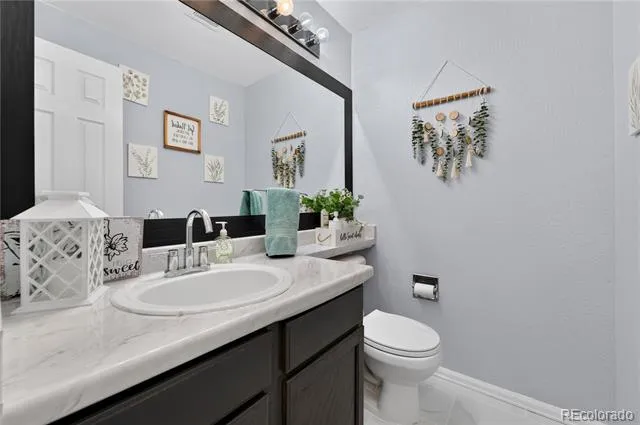 5134 S Ukraine Street Aurora, CO 80015