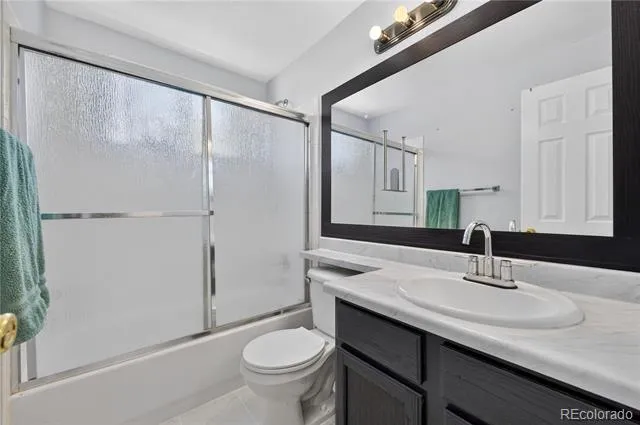 5134 S Ukraine Street Aurora, CO 80015