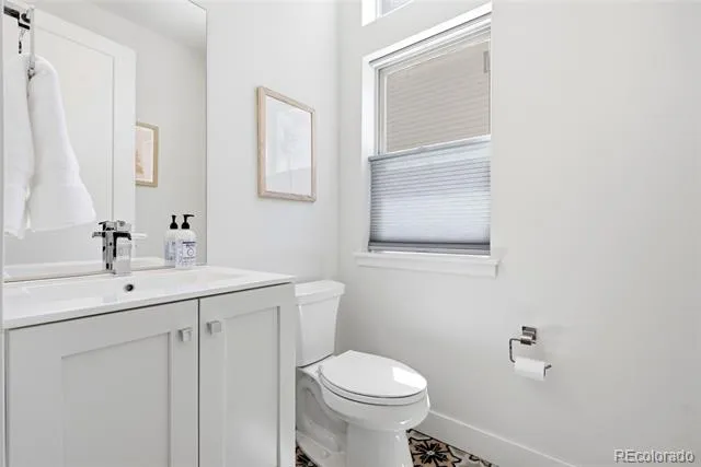 4055 W Conejos Place Denver, CO 80204
