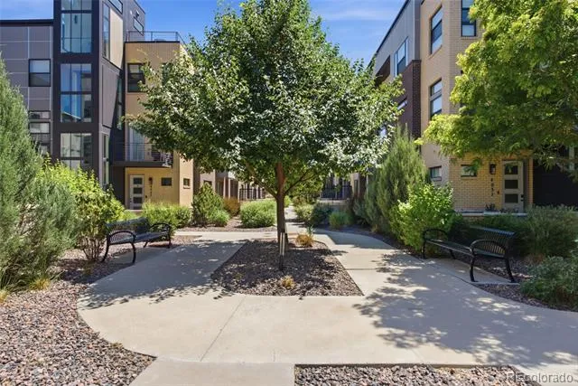 4055 W Conejos Place Denver, CO 80204