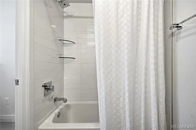 4055 W Conejos Place Denver, CO 80204