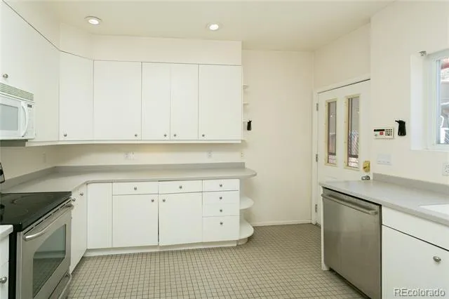 44 Lincoln Street Denver, CO 80203