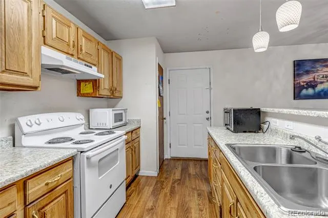 23361 E Saratoga Circle Aurora, CO 80016