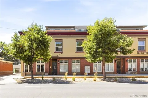 800 E 18th Avenue #201