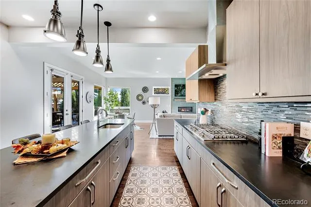 2526 King Street Denver, CO 80211