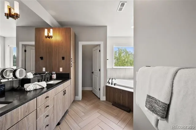 2526 King Street Denver, CO 80211