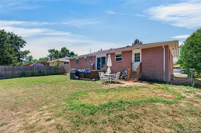 1830 Jewel Drive Longmont, CO 80501
