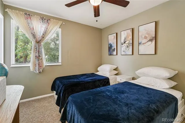 2045 Grosbear Lane Colorado Springs, CO 80916