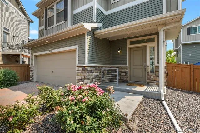 10064 Yampa Court Commerce City, CO 80022