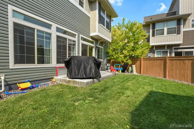 10064 Yampa Court Commerce City, CO 80022