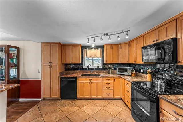 7273 S Yarrow Way Littleton, CO 80128
