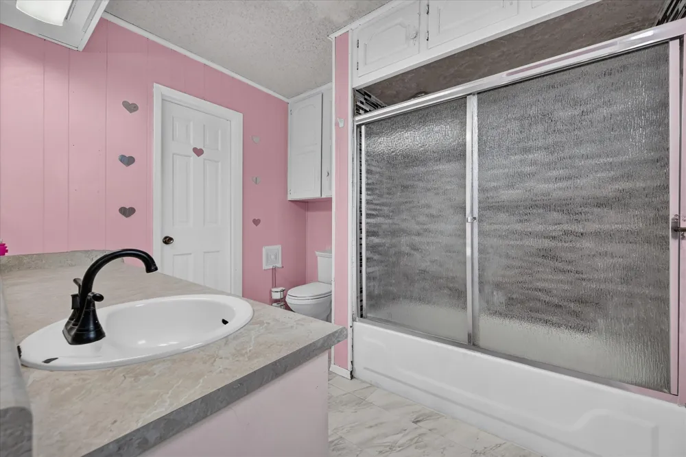 5800 Isbell Street Sansom Park, TX 76114