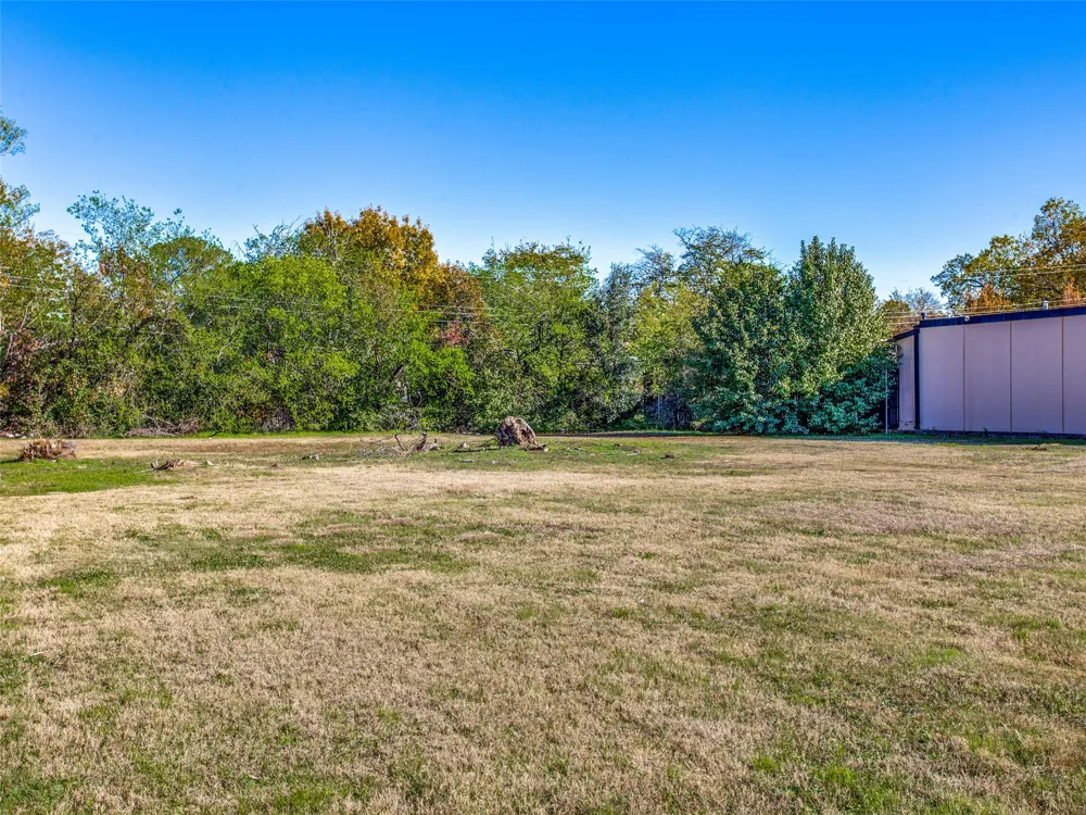 5336 Davis Boulevard North Richland Hills, TX 76180