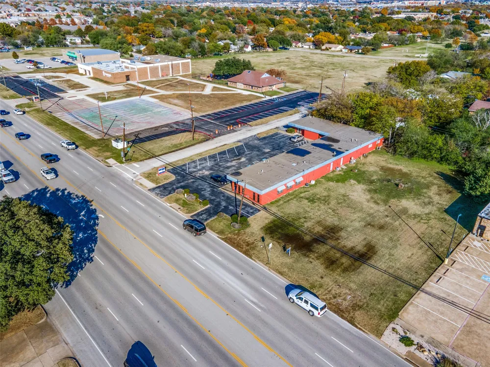 5336 Davis Boulevard North Richland Hills, TX 76180