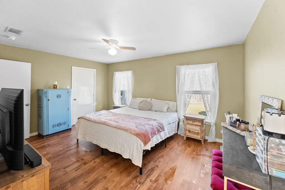 17215 Tarlton Road Mabank, TX 75147