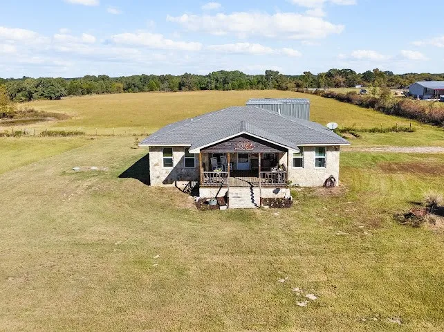 17215 Tarlton Road Mabank, TX 75147