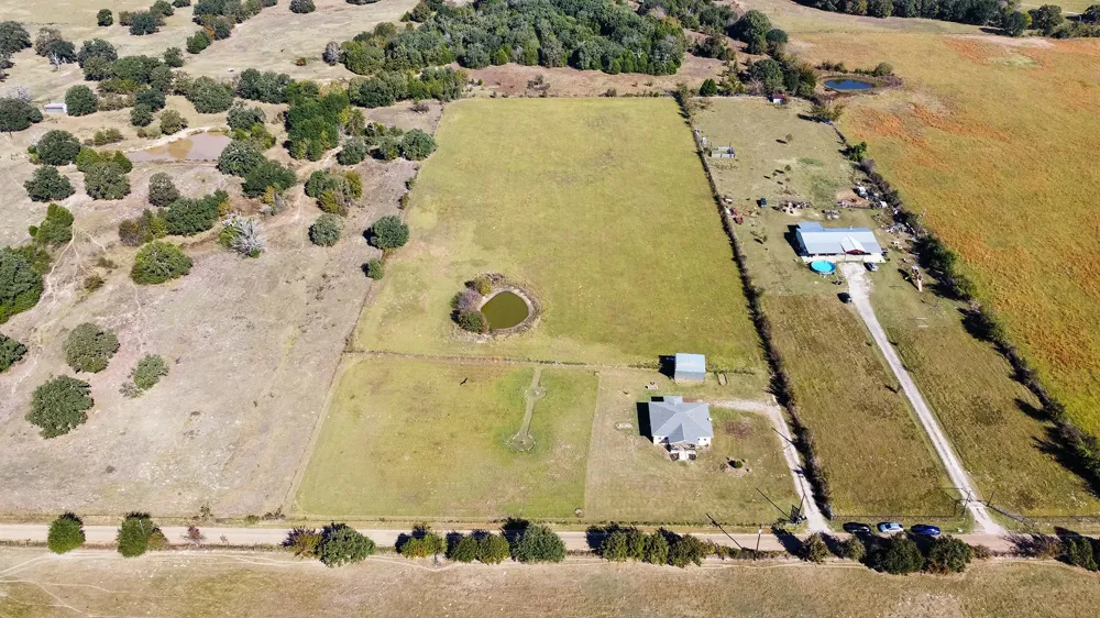 17215 Tarlton Road Mabank, TX 75147