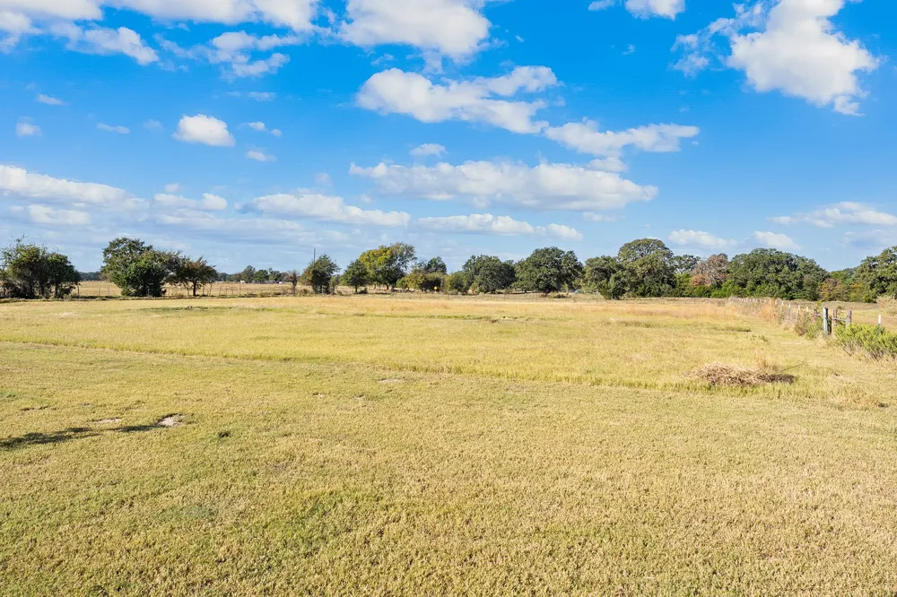 17215 Tarlton Road Mabank, TX 75147